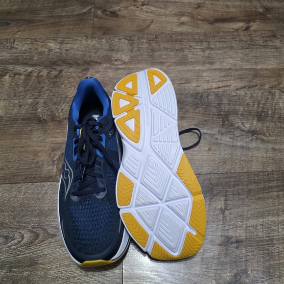 Saucony Guide Formfit Sneaker Men Size 10
